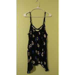 NWOT Torrid Floral Tank Top